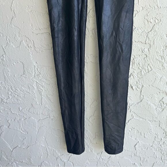 SPANX Faux Leather Legging Women Medium Black High Waist Rise - Picture 5 of 10